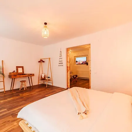 Apartment Blue Nest Old Town Brasov